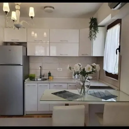 Apartment Holiday Budva