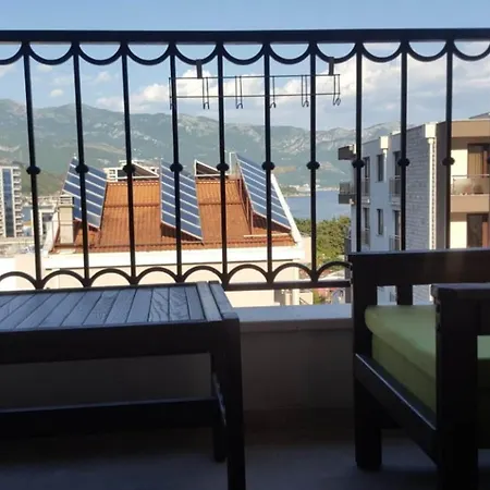 Апартаменты Holiday *